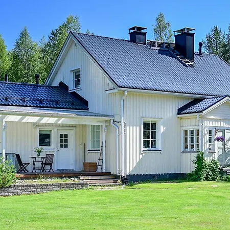 Wanha Rojola Villa